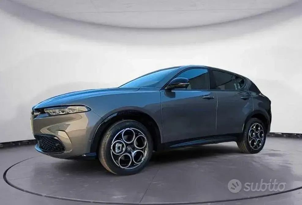 Usata Alfa Romeo Tonale Veloce 160 CV (117 kW) 2024 Grigio SUV