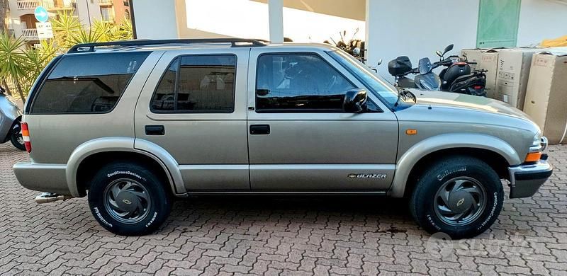 Usata Chevrolet Blazer 1998 Grigio SUV