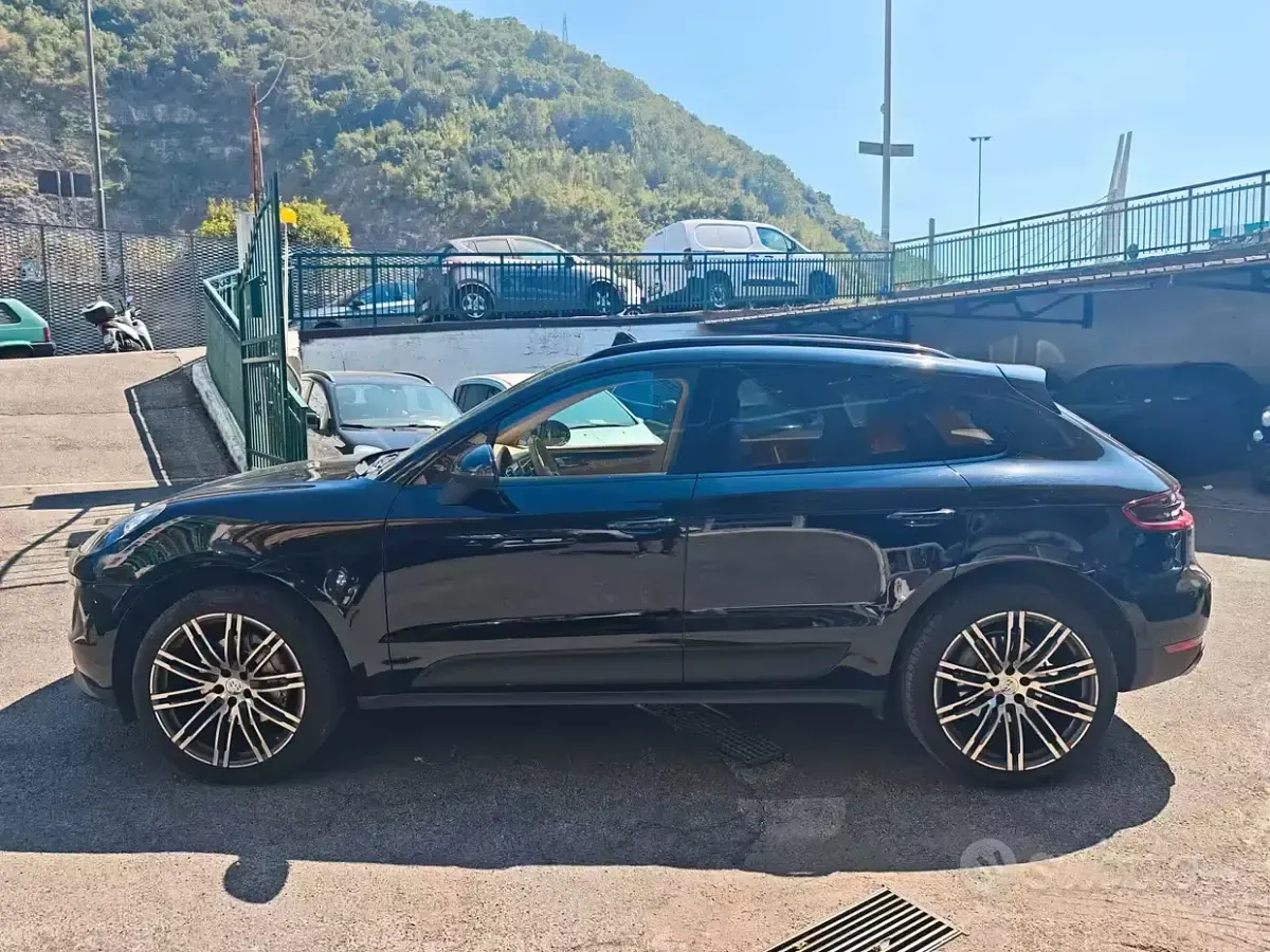 Usata Porsche Macan 250 CV (183 kW) 2016 Nero SUV
