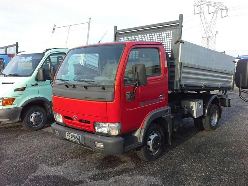 Usata Nissan Cabstar 120 CV (88 kW) 2002 Other Pick-up