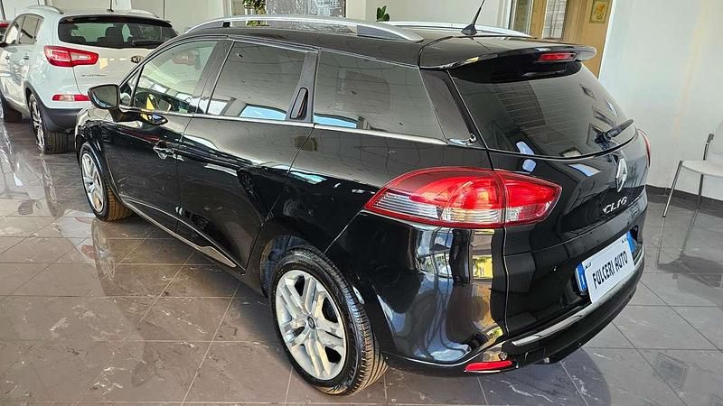Usata Renault Clio GrandTour Intens 90 CV (66 kW) 2017 Nero Station wagon