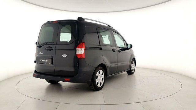 Usata Ford Tourneo Courier 101 CV (74 kW) 2019 Nero Monovolume