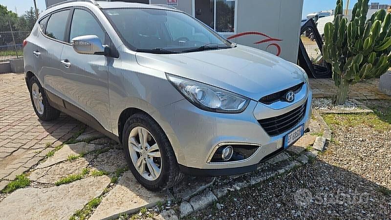 Usata Hyundai ix35 Comfort 116 CV (85 kW) 2011 Argento SUV