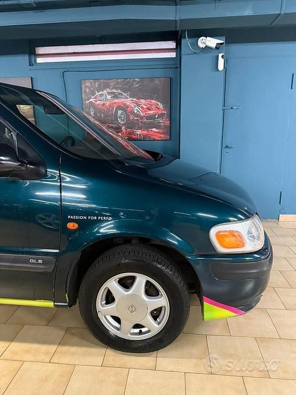 Occasion Opel Sintra 141 ch (103 kW) 1998 Vert Monospace