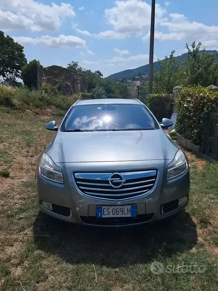 Usata Opel Insignia Sport 160 CV (117 kW) 2013 Grigio Station wagon