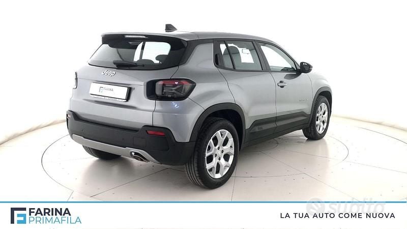 Usata Jeep Avenger Altitude 101 CV (74 kW) 2024 Grigio scuro SUV
