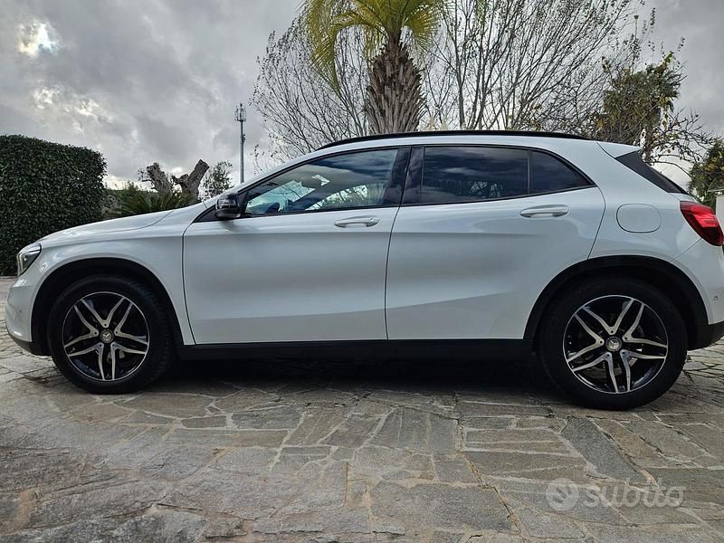 Usata Mercedes GLA200 2014 Bianco SUV