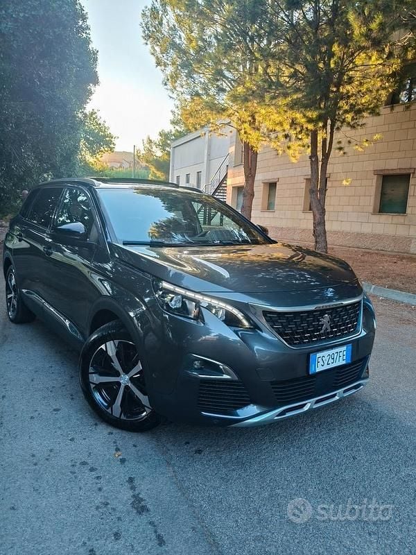 Occasion Peugeot 5008 GT-line 131 ch (96 kW) 2018 Gris Break