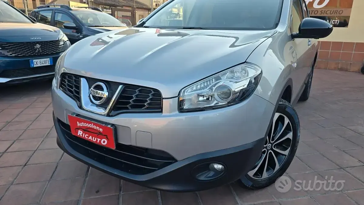 Usata Nissan Qashqai Tekna 110 CV (80 kW) 2013 Grigio SUV