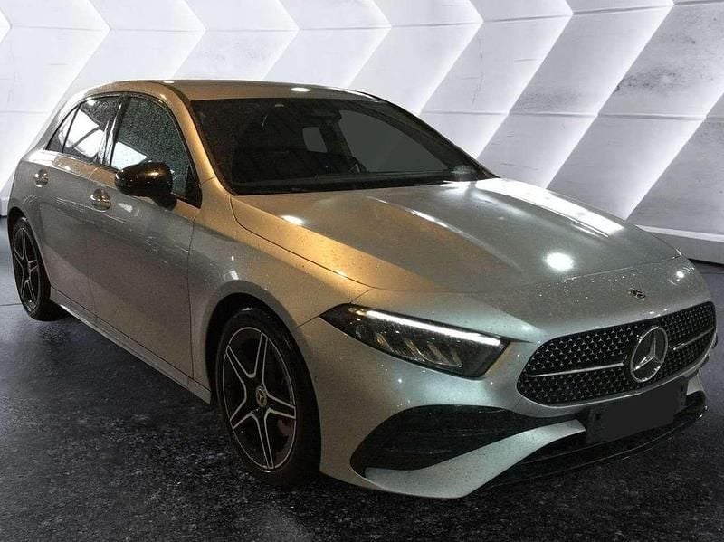 Usata Mercedes A180 Advanced Plus 116 CV (85 kW) 2024 Argento Utilitaria