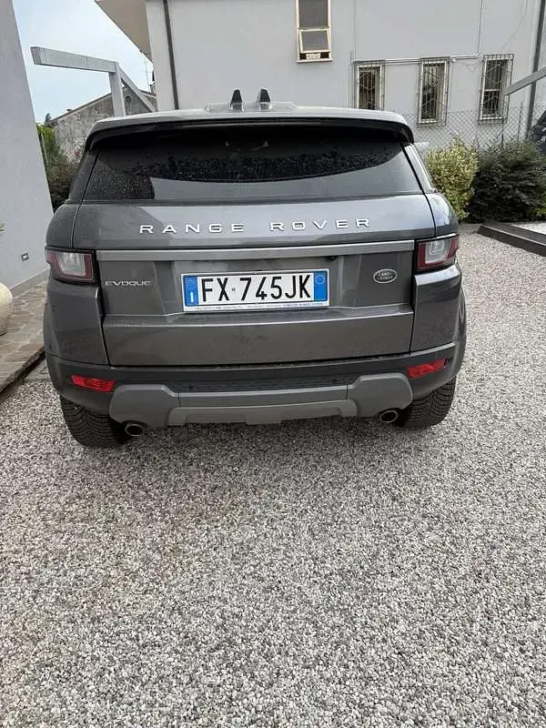 Usata Land Rover Range Rover evoque SE Dynamic 150 CV (110 kW) 2017 SUV