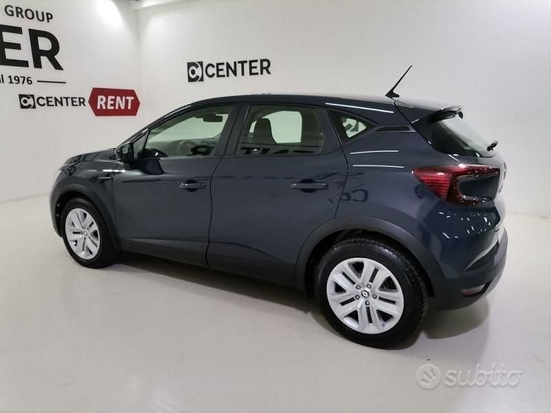 Usata Renault Captur Zen 145 CV (106 kW) 2022 Verde SUV