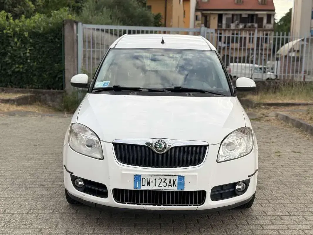 Usata Skoda Roomster Style 86 CV (63 kW) 2009 Monovolume