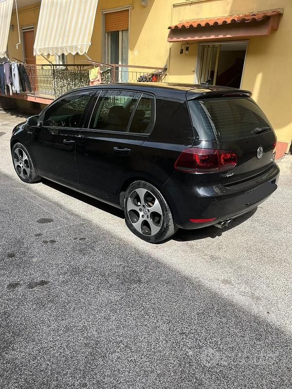Usata VW Golf VI 140 CV (102 kW) 2009 Nero Utilitaria
