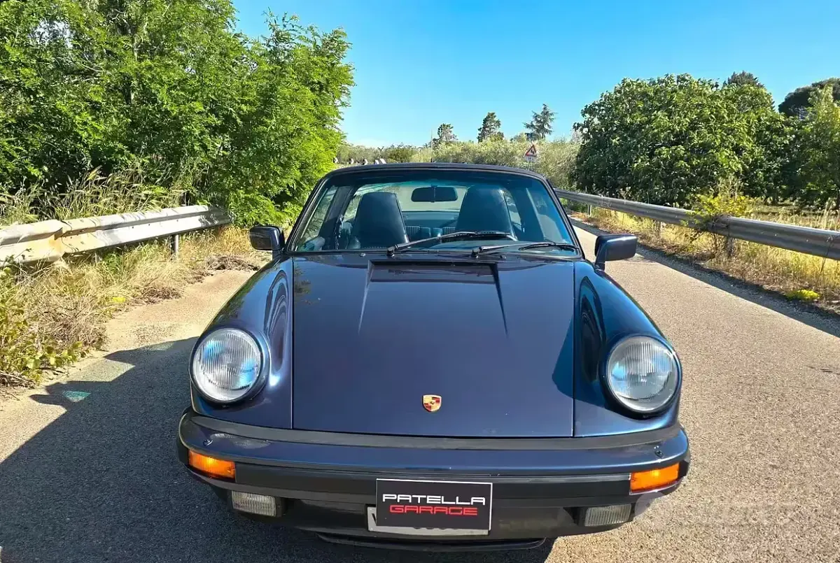 Usata Porsche 911 231 CV (169 kW) 1986 Bluazzurro Cabrio