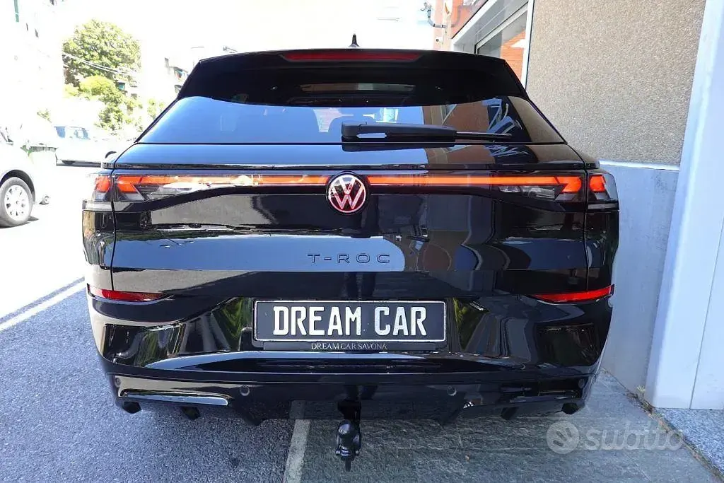 Nuova VW T-Roc R-line 150 CV (110 kW) 2026 Nero SUV