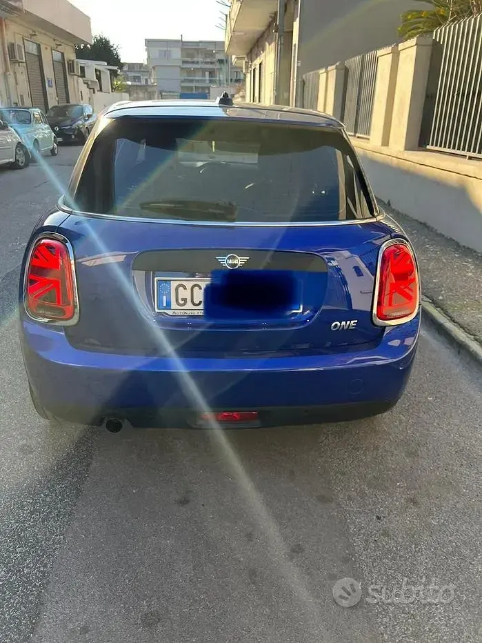 Usata Mini ONE 136 CV (100 kW) 2020 Blu Utilitaria