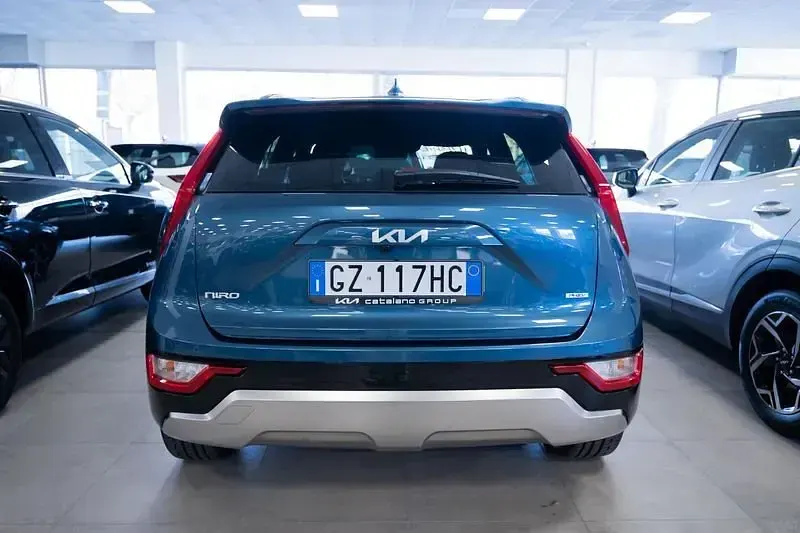 Nuova Kia Niro Style 92 CV (67 kW) 2025 Blu/azzurro SUV