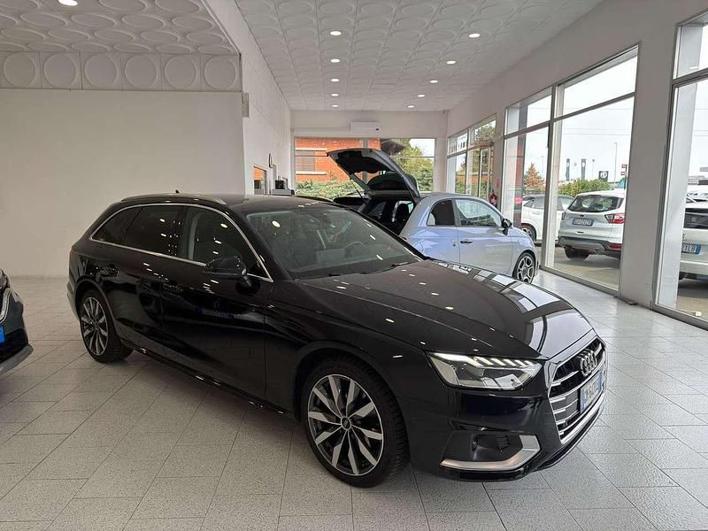 Usata Audi A4 Ambiente 136 CV (100 kW) 2022 Nero Station wagon