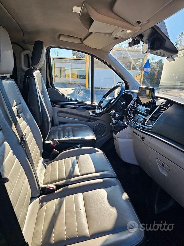 Usata Ford Tourneo 2018 Nero Monovolume
