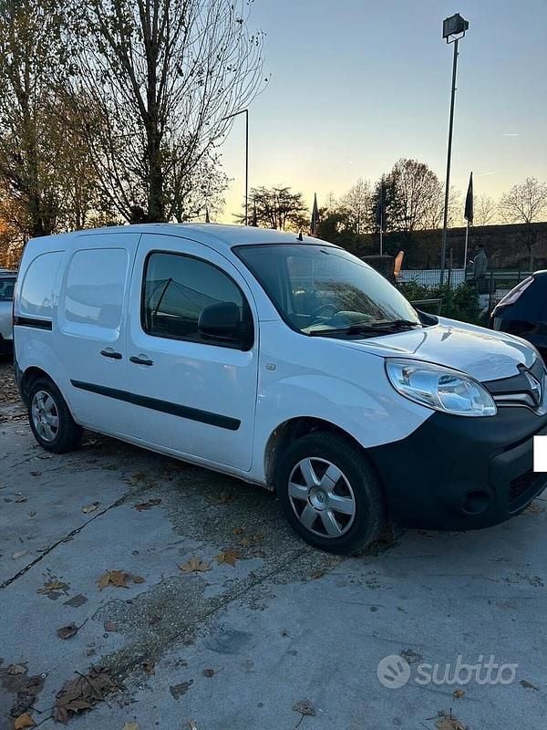 Usata Renault Kangoo 75 CV (55 kW) 2018 Bianco Monovolume