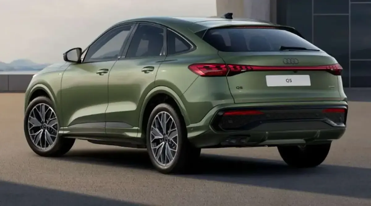 Nuova Audi Q5 S-Line 204 CV (150 kW) 2026 Verde SUV