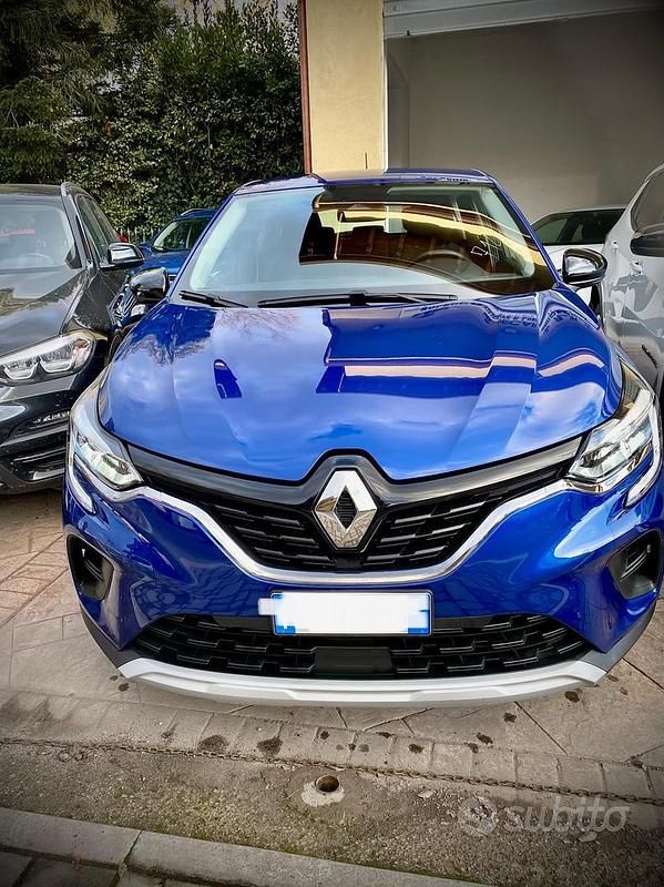Usata Renault Captur Equilibre 91 CV (66 kW) 2024 Blu SUV