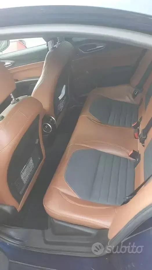 Gebraucht Alfa Romeo Giulia Super 180 PS (132 kW) 2016 Blau Limousine