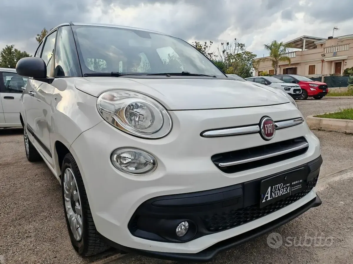Usata Fiat 500L Lounge 95 CV (69 kW) 2020 Bianco Monovolume