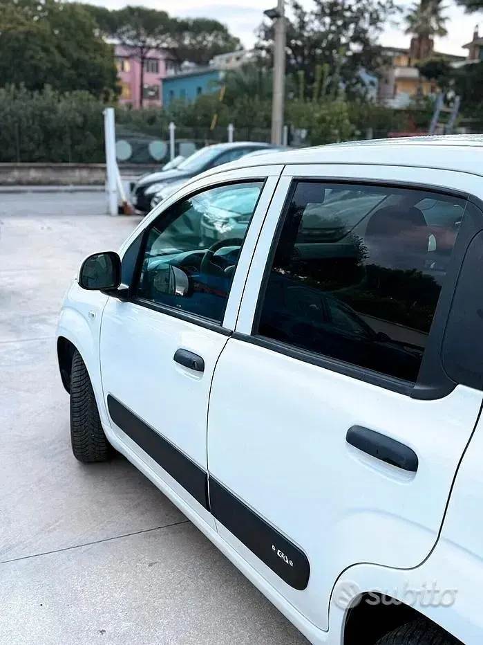 Usata Fiat Panda Lounge 69 CV (50 kW) 2019 Bianco Utilitaria