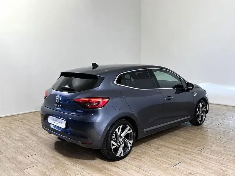 Usata Renault Clio RS Line 140 CV (102 kW) 2022 Grigio Utilitaria