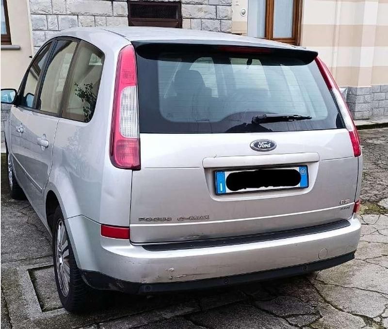 Usata Ford C-MAX Ghia 110 CV (80 kW) 2005 Argento Monovolume
