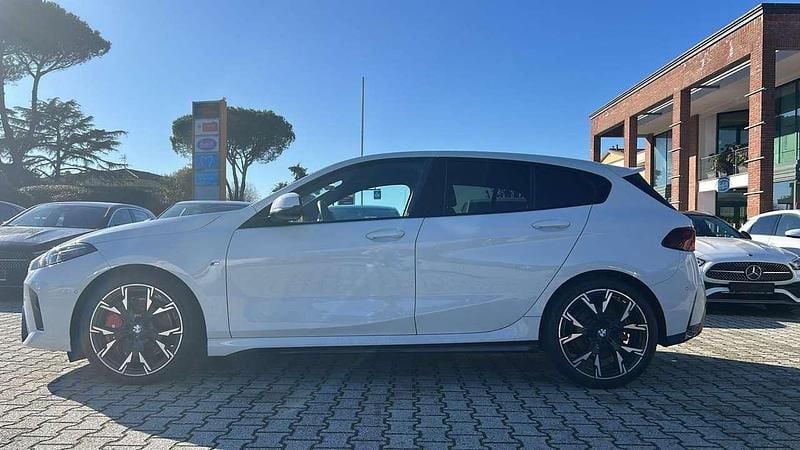 Usata BMW 120 M Sport 170 CV (125 kW) 2025 Bianco Utilitaria