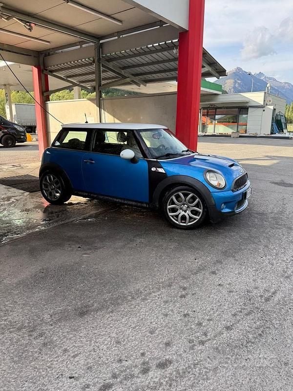 Usata Mini Cooper S 175 CV (128 kW) 2007 Blu Utilitaria