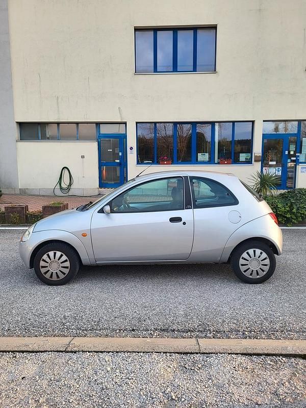 Usata Ford Ka 2005 Grigio Utilitaria