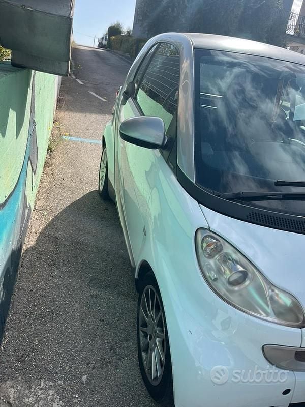 Usata Smart ForTwo Coupé 61 CV (44 kW) 2009 Bianco Coupé