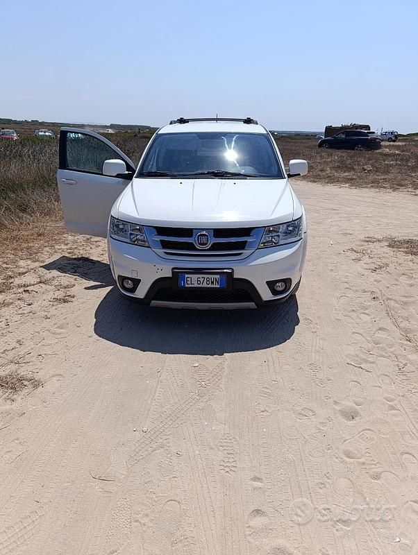 Usata Fiat Freemont 170 CV (125 kW) 2012 Bianco SUV