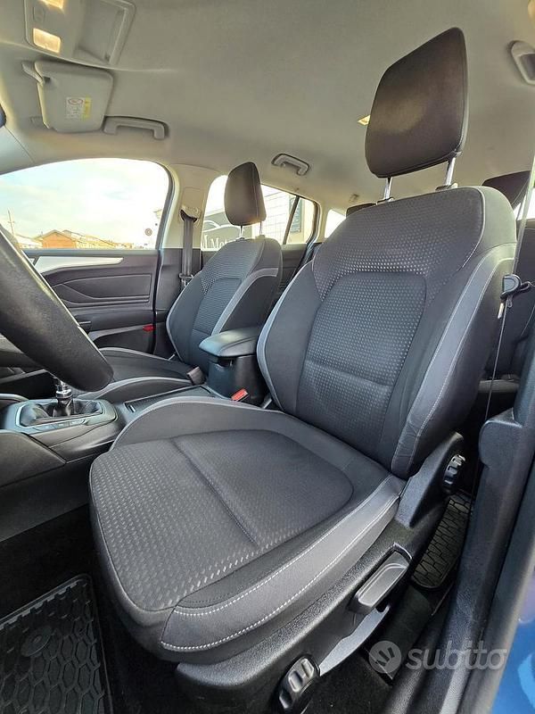 Usata Ford Focus 2020 Blu Station wagon