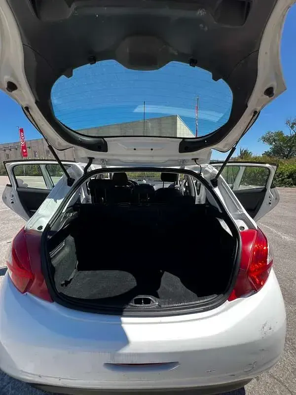 Usata Peugeot 208 Active 92 CV (67 kW) 2012 Utilitaria
