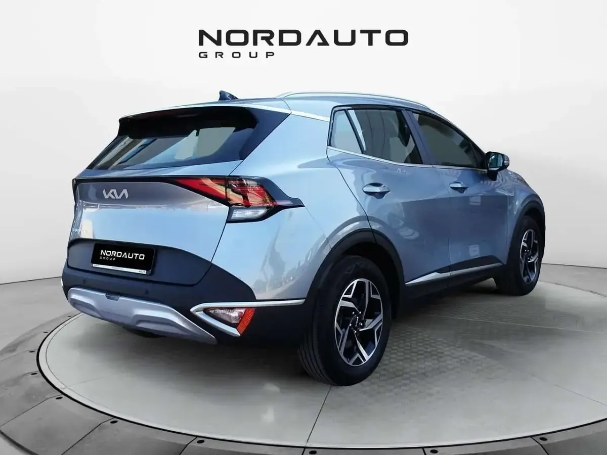 Usata Kia Sportage 136 CV (100 kW) 2025 Argento SUV