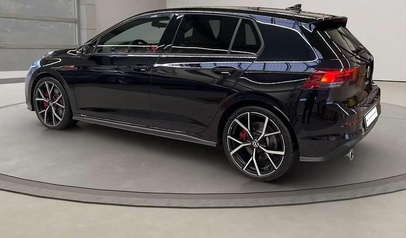 Usata VW Golf VIII GTI 245 CV (180 kW) 2023 Nero Berlina