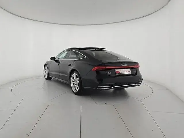Usata Audi A7 Sportback Advanced Plus 204 CV (150 kW) 2024 Nero brillante Utilitaria