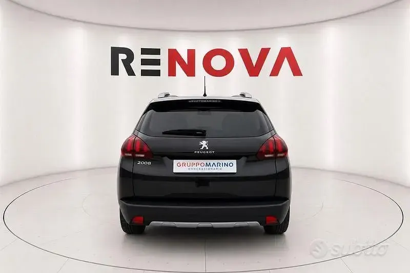 Usata Peugeot 2008 Allure 102 CV (75 kW) 2019 Grigio SUV