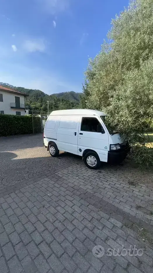 Usata Piaggio Porter 65 CV (47 kW) 2008 Furgone