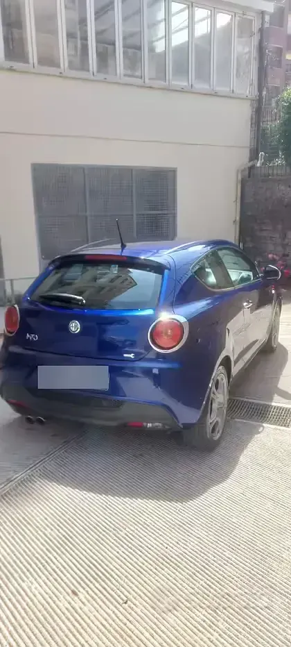 Usata Alfa Romeo MiTo 85 CV (62 kW) 2013 Bluazzurro Utilitaria