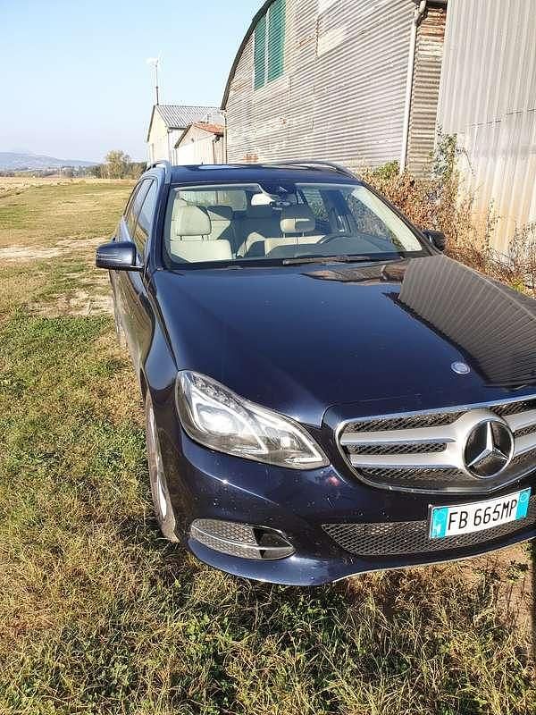 Usata Mercedes E220 Executive 170 CV (125 kW) 2015 Station wagon