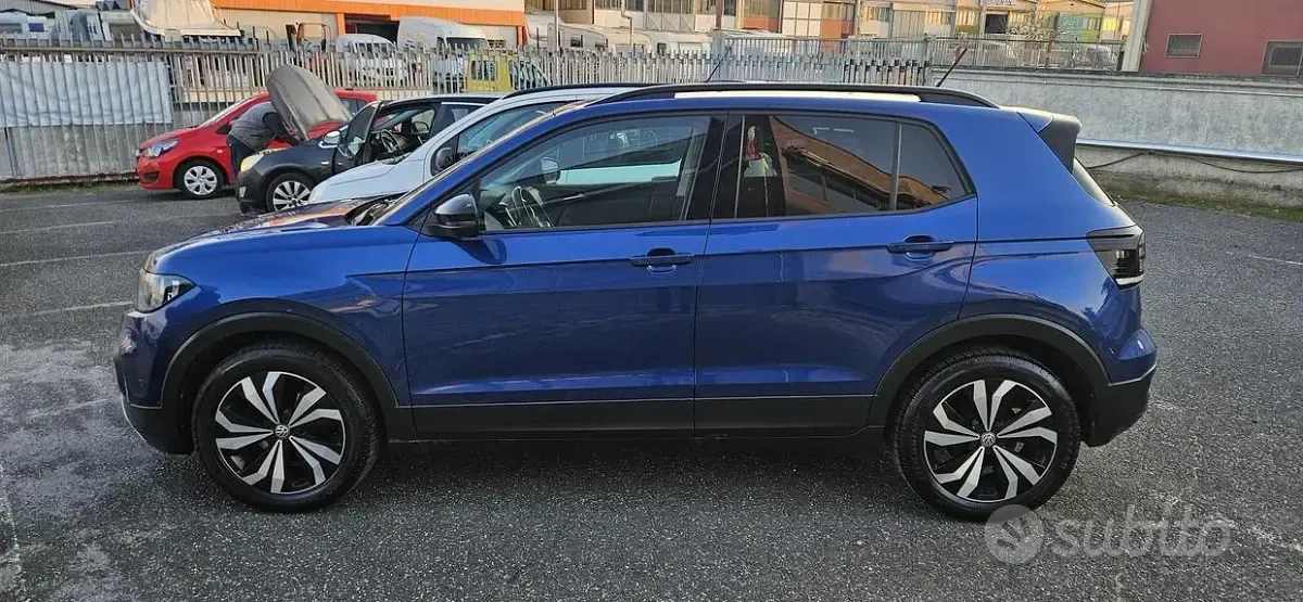 Usata VW T-Cross 95 CV (69 kW) 2019 Blu SUV