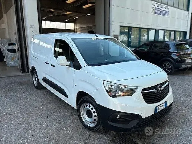 Usata Opel Combo 102 CV (75 kW) 2019 Bianco Monovolume