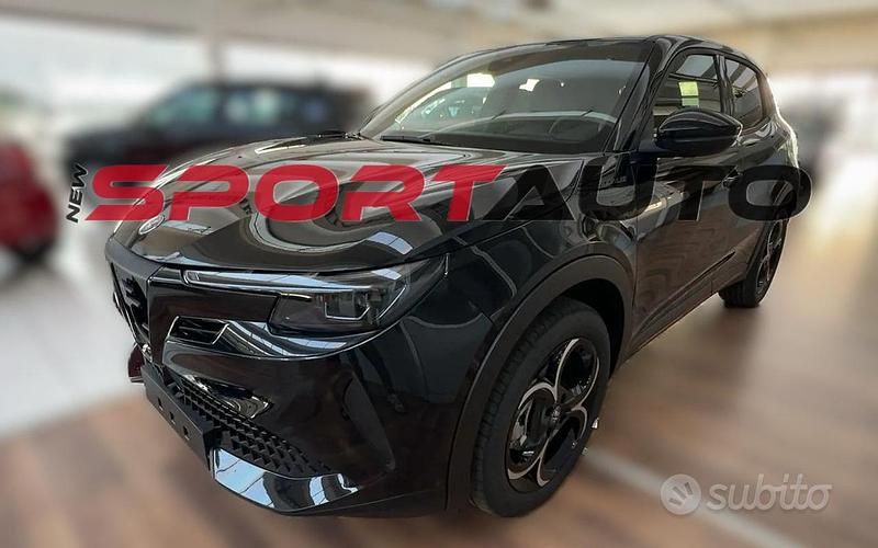 Nuova 2025 Alfa Romeo GT Junior | 28.990 € (Buon prezzo) - Immagine 1/4