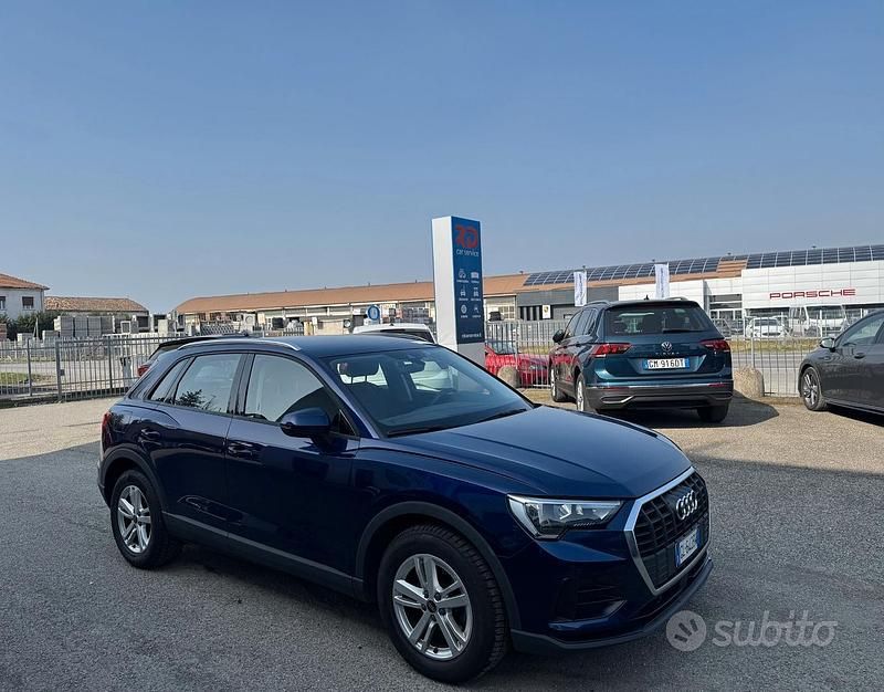 Usata Audi Q3 Ambiente 150 CV (110 kW) 2022 Blu/azzurro SUV